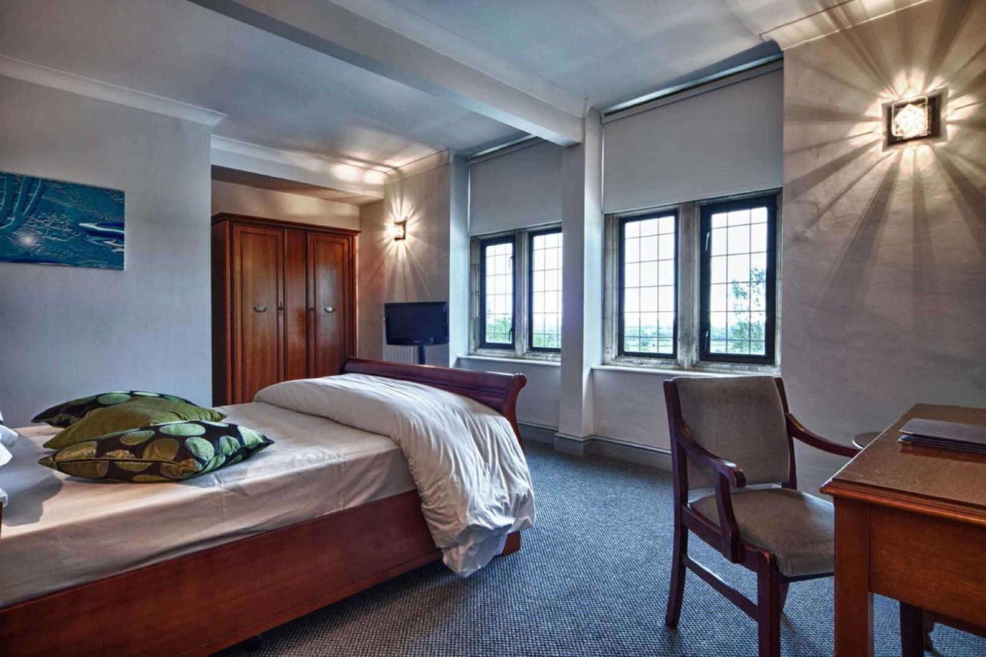 House Hotel, Sure Collection By Western 4*